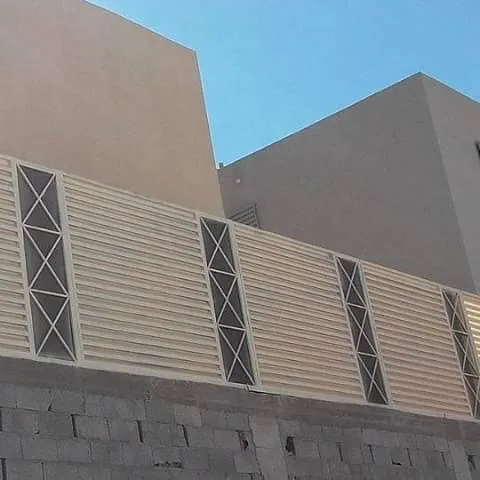 تركيب سواتر جدارية للحوش