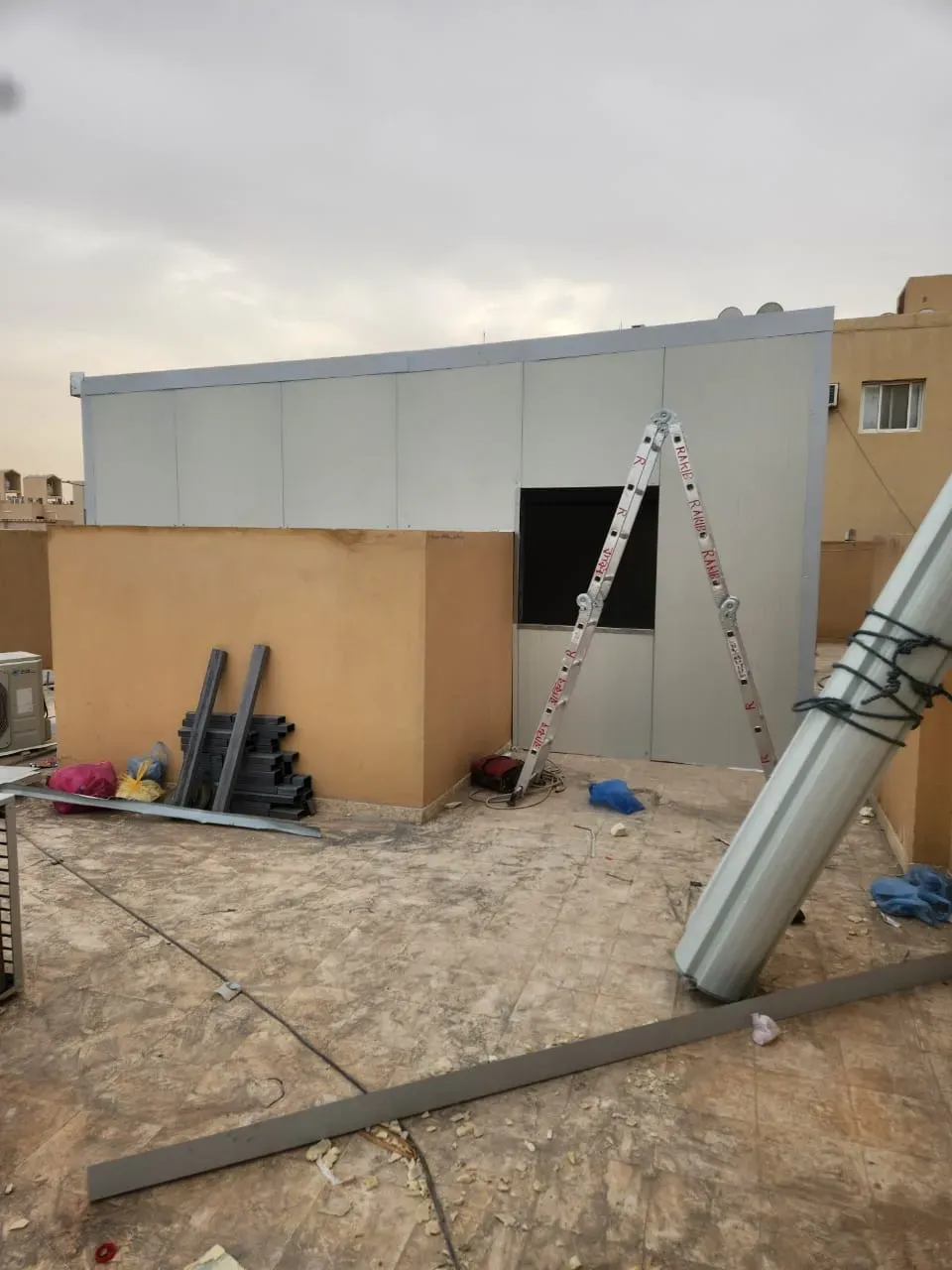 معلم ساندوتش بانل شمال الرياض